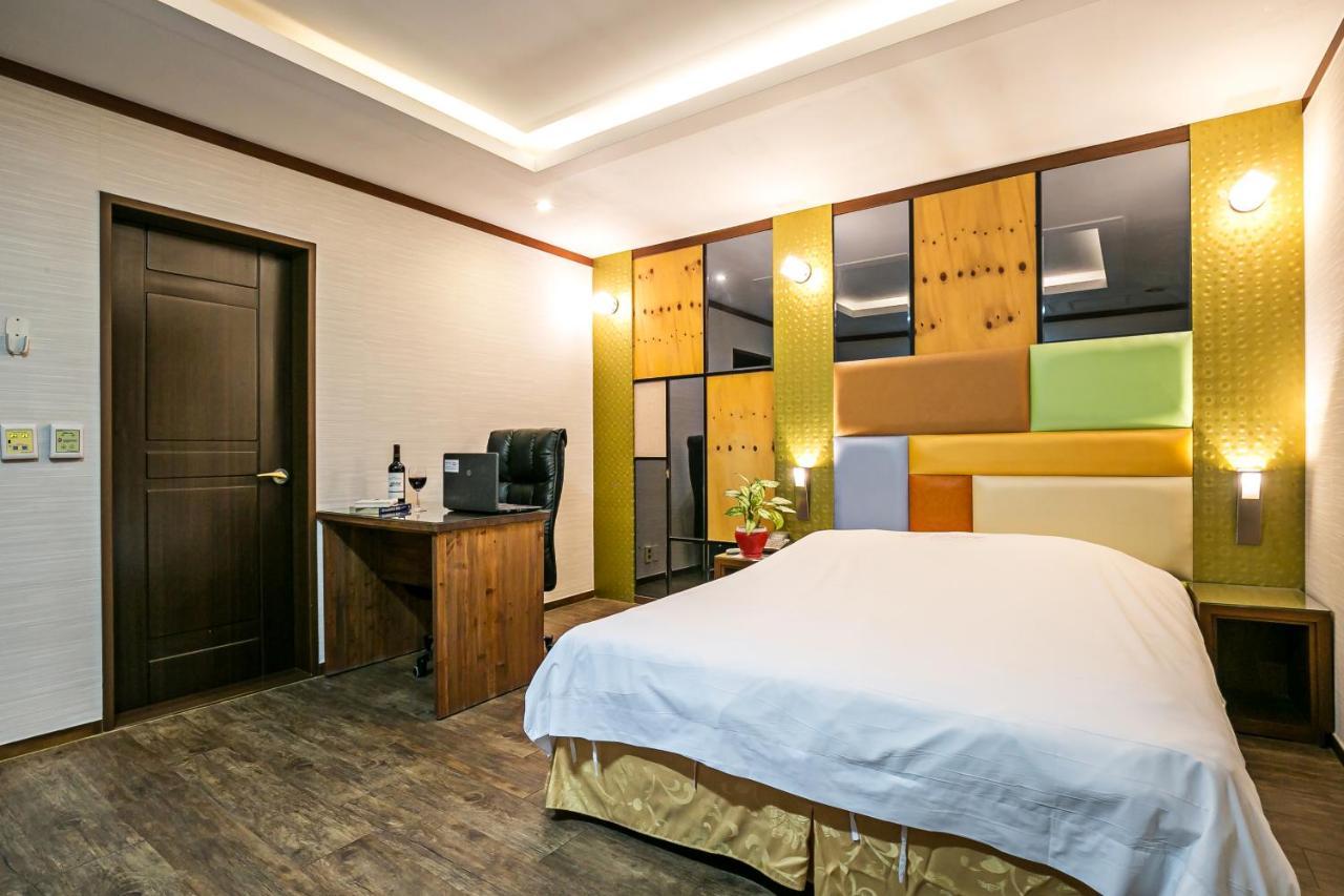 Fiore Hotel Gumi ภายนอก รูปภาพ