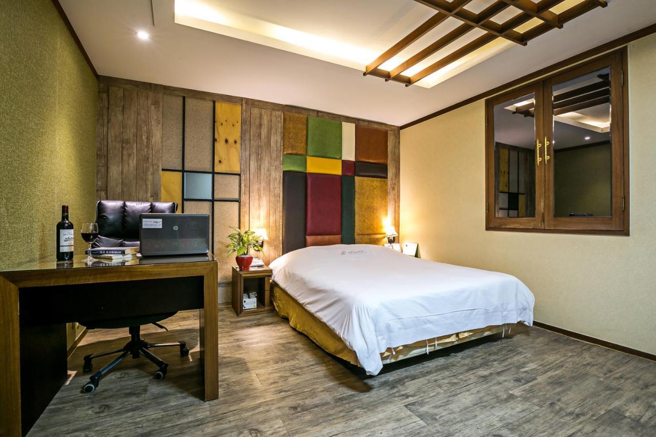 Fiore Hotel Gumi ภายนอก รูปภาพ