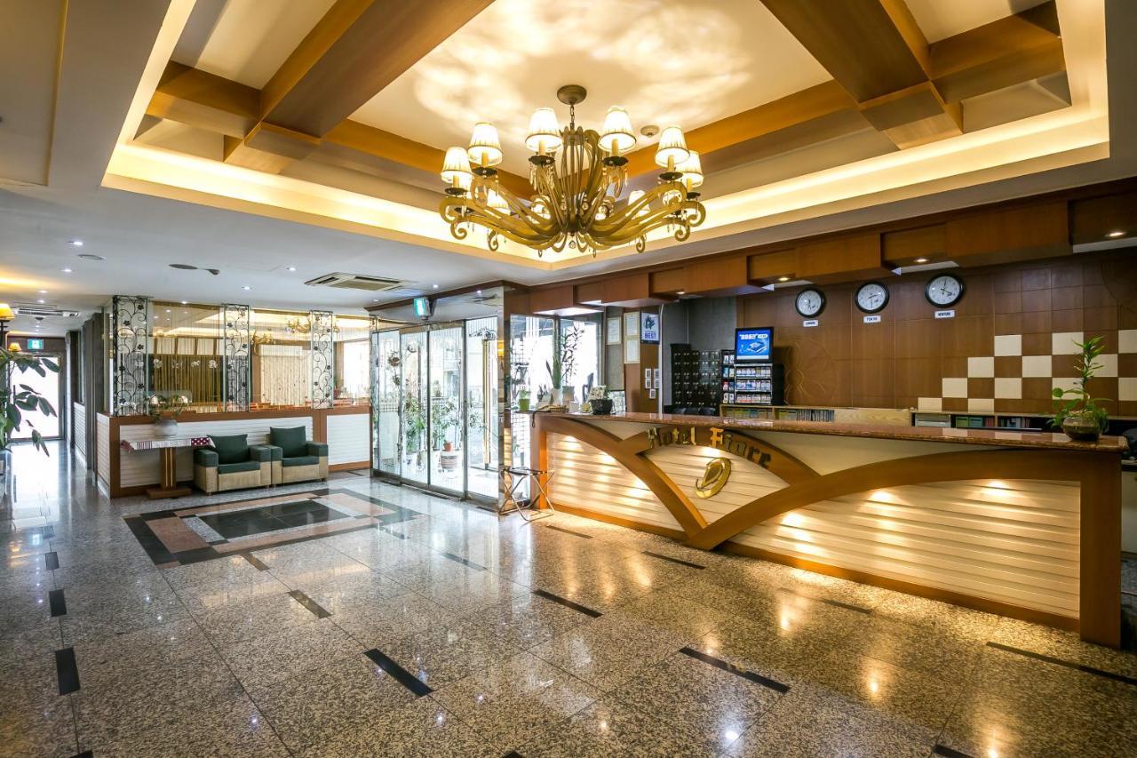 Fiore Hotel Gumi ภายนอก รูปภาพ